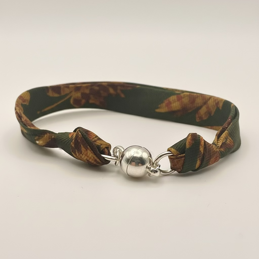 Bracelet ruban de soie feuilles d'automne