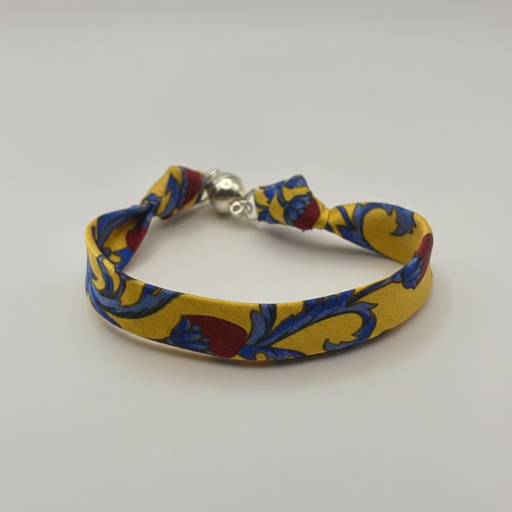 Bracelet ruban fruits rouges