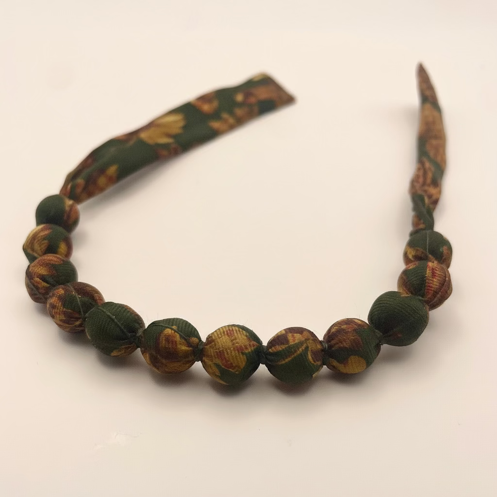 Bracelet perles de soie feuilles d'automne