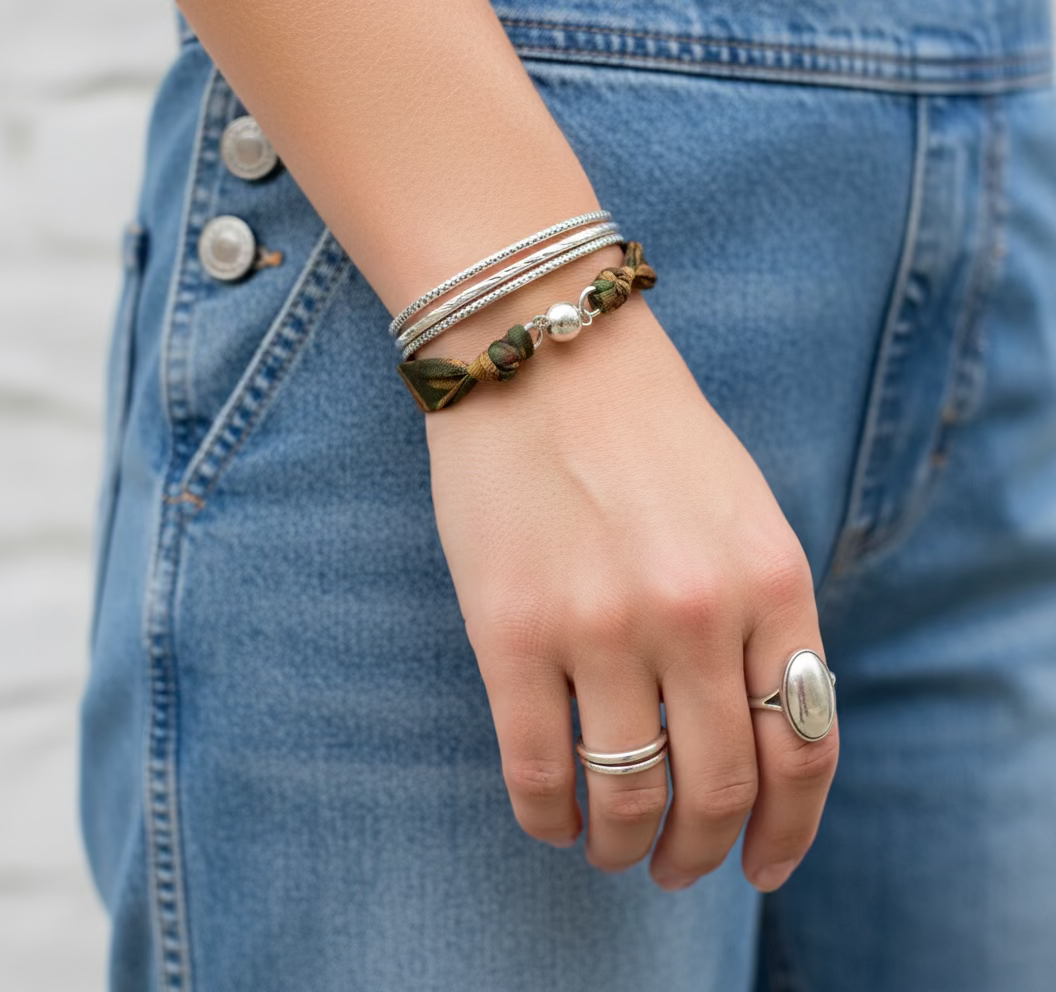 Bracelet ruban de soie feuilles d'automne