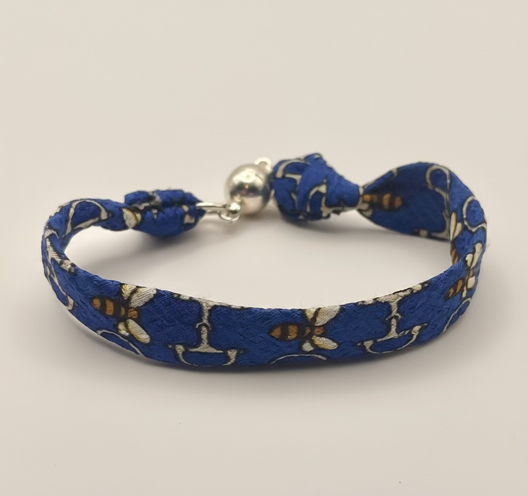Bracelet ruban de soie abeilles