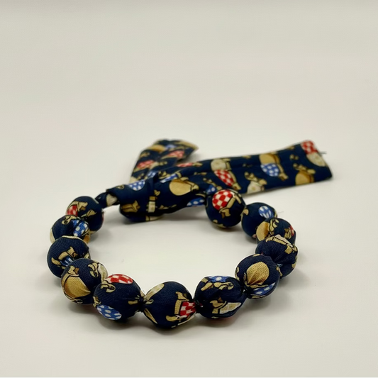 Bracelet perles de soie motifs petites tortues