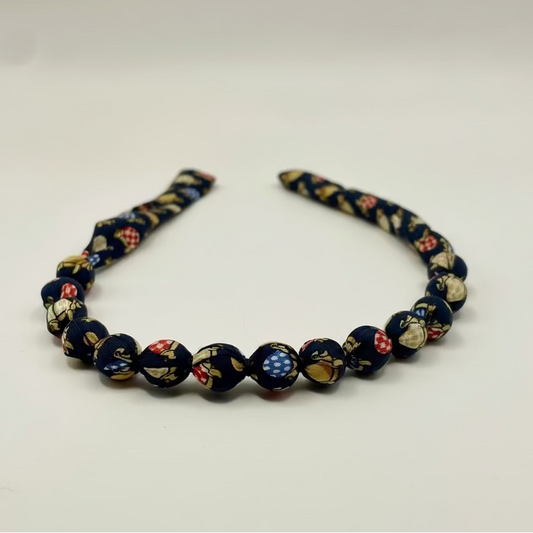 Bracelet perles de soie motifs petites tortues