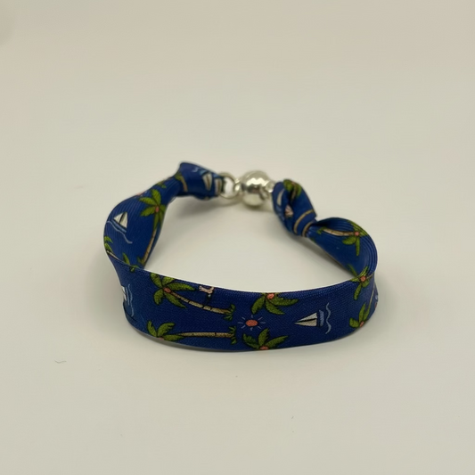 Bracelet ruban de soie bleue ,voiliers et palmiers